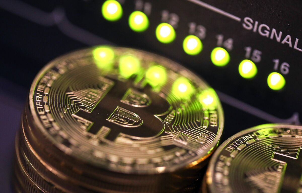 How T!   o Make Money Off Bitcoin Without Actually Owning It Bloomberg - 